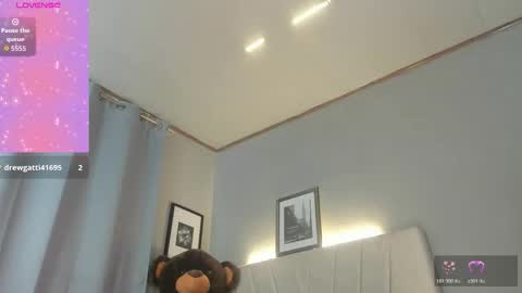 Carolina online show from December 17, 1:12 am