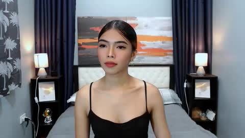 MISS PAU online show from December 18, 3:57 am