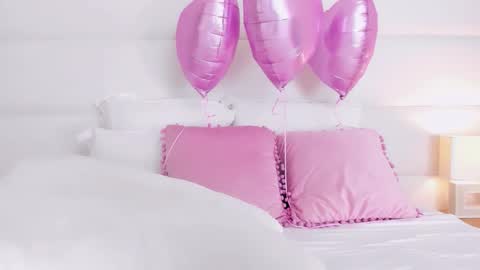 Angelic online show from February 14, 2:47 am