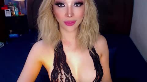 MS. AMALIA online show from February 10, 7:55 am