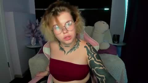 angelina_meaw online show from August 3, 9:04 am