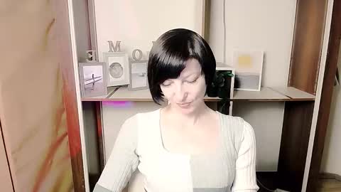 Angelina online show from February 6, 9:35 am