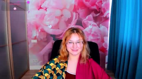 AngelinaLow online show from January 16, 12:36 pm