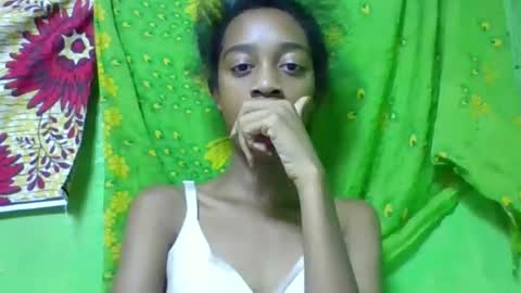 angeline221173 online show from May 6, 3:34 am