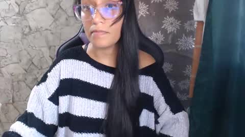 angela online show from April 14, 10:46 pm