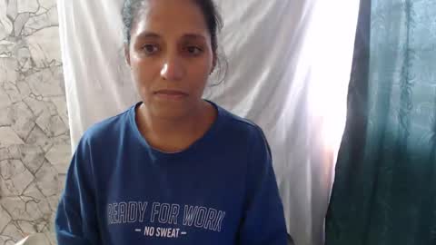 Snapshot of angelitaa_hot chatting on October 22, 7:59 pm angela online show from October 22, 7:59 pm