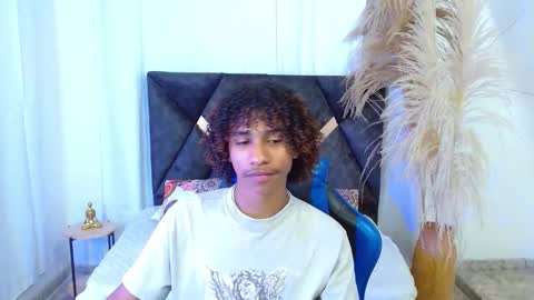 Angel online show from February 18, 9:36 pm