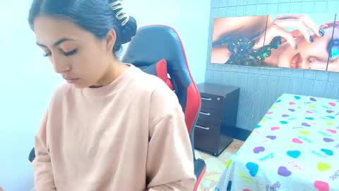 Angell cooper8 online show from March 25, 12:12 pm