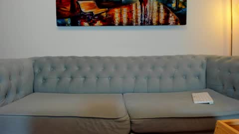 Anne online show from April 8, 7:50 pm