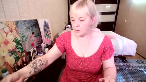 angelleah online show from May 27, 3:31 pm
