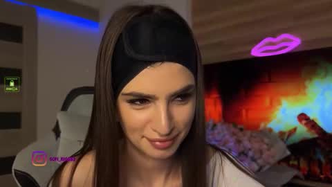 Snapshot of angelmi171 chatting on October 10, 8:24 pm angelmi171 online show from October 10, 8:24 pm