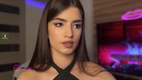 Snapshot of angelmi171 chatting on September 20, 6:00 pm angelmi171 online show from September 20, 6:00 pm