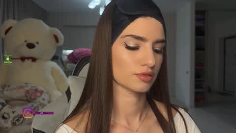 Snapshot of angelmi171 chatting on October 21, 6:11 pm angelmi171 online show from October 21, 6:11 pm