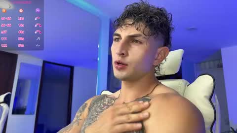 Snapshot of angeloferro1 chatting on February 22, 1:33 am Angelo Ferro online show from February 22, 1:33 am