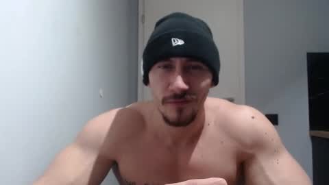 Snapshot of angelofit chatting on February 13, 6:15 pm ------- SEX SHOW WITH GUYS AND GIRLS MUSCLE SHOW online show from February 13, 6:15 pm