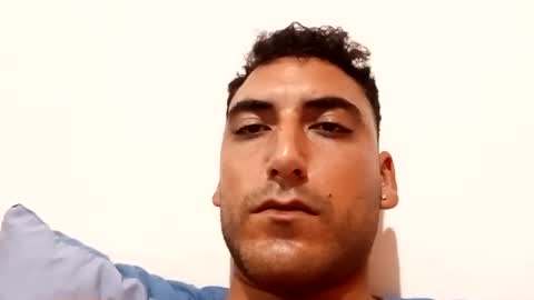 angelorec1996 online show from June 2, 1:40 am
