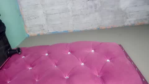 angels_0001 online show from July 29, 6:02 am