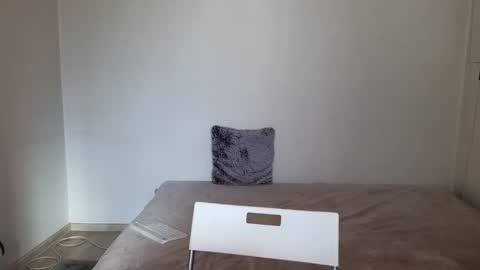 Giulia online show from April 26, 1:42 pm