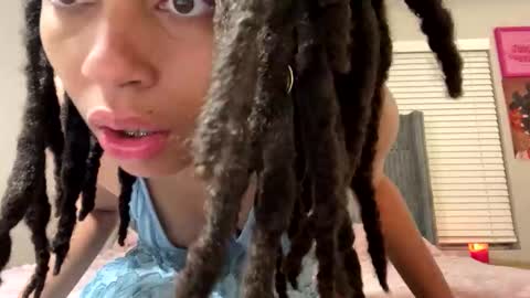 angelsosweeeet online show from June 9, 6:35 am