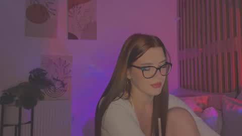 Angelsweetshy online show from November 24, 9:35 pm