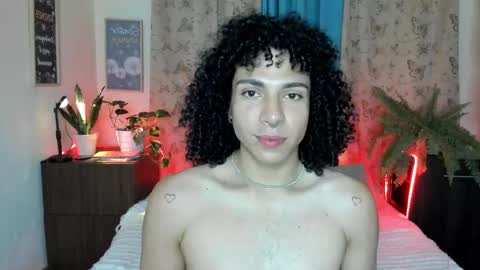 angelwhitte online show from November 21, 11:25 pm