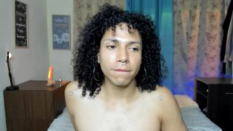 angelwhitte online show from January 7, 12:48 am