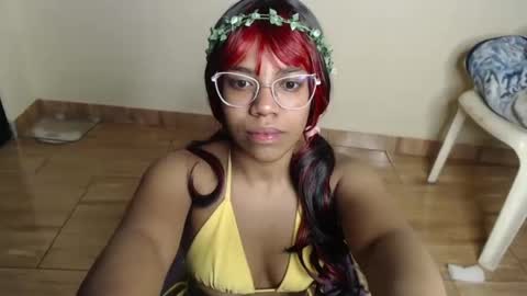 Snapshot of angie_fox1 chatting on October 9, 8:47 pm angie_fox1 online show from October 9, 8:47 pm