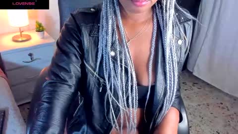 Angie online show from February 26, 7:42 pm