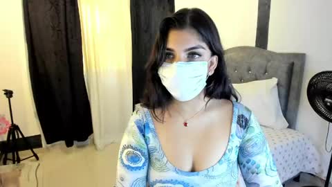 Anissa online show from May 25, 2:56 pm