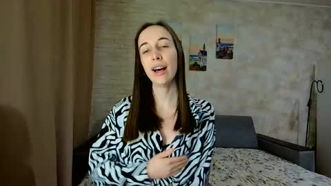anikabloom online show from April 28, 4:44 pm
