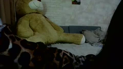 anikabloom online show from March 7, 5:18 am