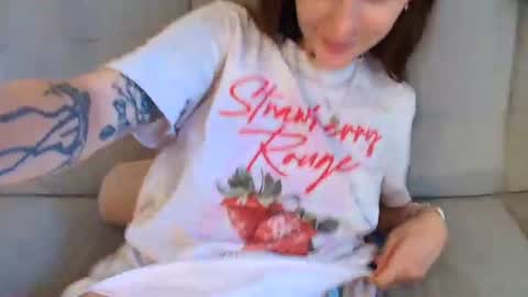 Alice online show from July 2, 1:38 pm