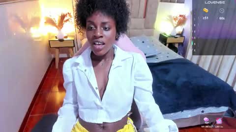 anisha_zambrano online show from December 5, 2:15 pm