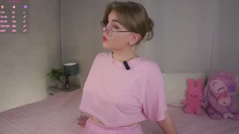 AnishaVivo online show from March 18, 1:17 pm