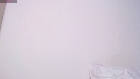 anissa_lee online show from December 14, 6:24 am