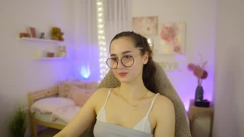 Anita Grey online show from March 5, 8:18 pm