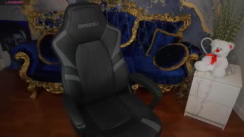 Anita online show from March 4, 7:16 am