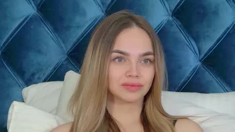 AnitaVenture online show from November 5, 4:58 am