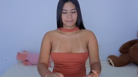 anittafoxx online show from June 12, 11:04 pm