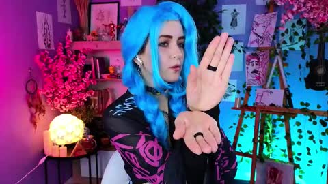 Violett online show from February 20, 8:03 pm