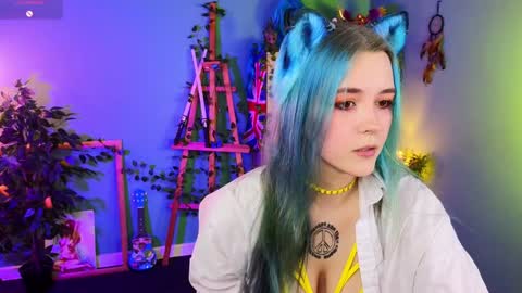 Violett online show from January 14, 4:29 pm