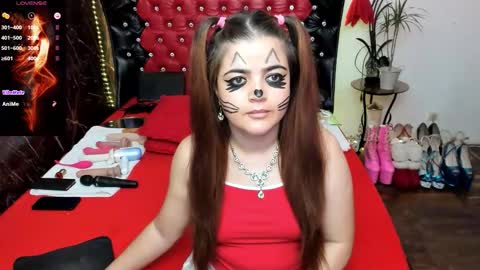 Snapshot of anna_lwice chatting on October 5, 10:01 am Ana online show from October 5, 10:01 am