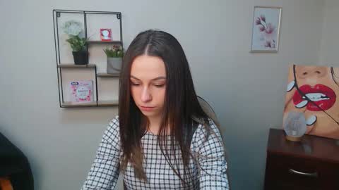 anna_sia_ online show from December 3, 9:32 am