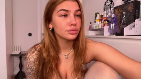 Anna online show from April 15, 1:42 am