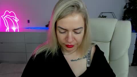 anna_snow9 online show from September 28, 12:14 pm