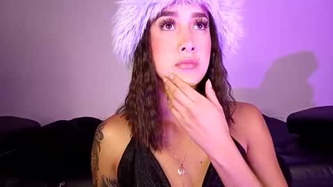 annaa__ online show from January 25, 11:54 pm