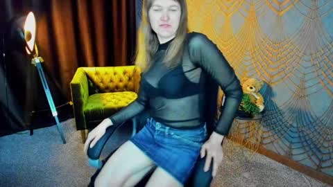 Annabel online show from April 5, 5:48 am