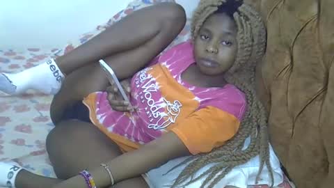 annabellapretty online show from October 2, 9:02 pm