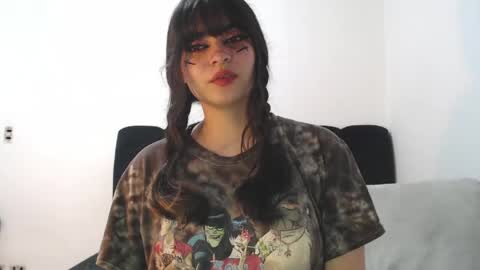 Anna online show from June 2, 1:40 am