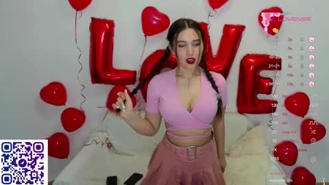 Anna online show from February 12, 1:27 pm